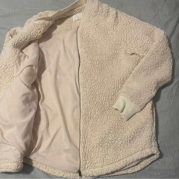 Cream White Sherpa/ Teddy Jacket - Picture 3 of 5